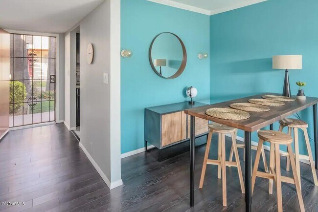 Foto del edificio - 4600 N 68th St