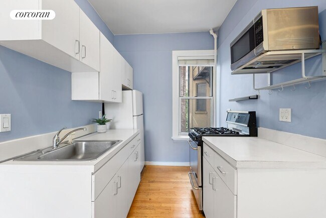 Foto del edificio - 87 Columbia Heights