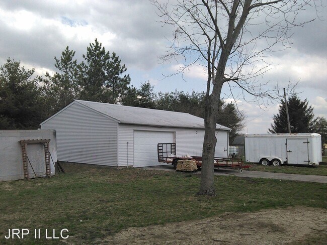 Foto del edificio - 4 br, 3 bath House - 11128 Aboite Cetner Rd.