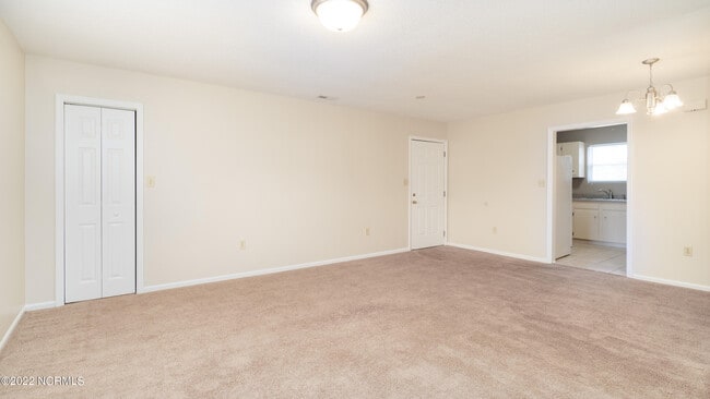 Building Photo - 239 Cordell Cir