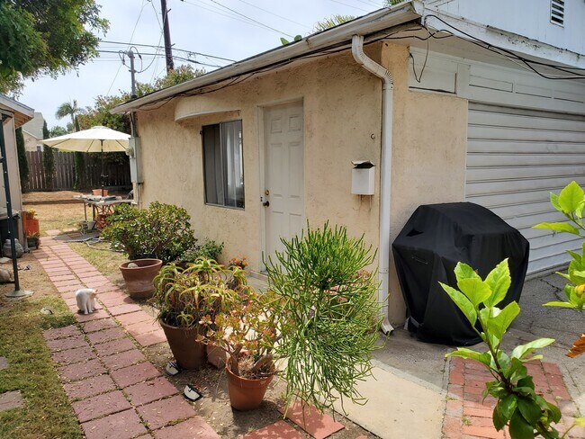 Foto del edificio - 2418 32nd St