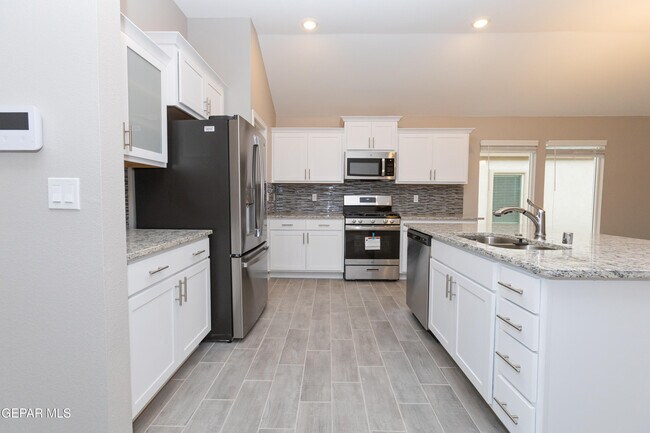 Building Photo - 1228 Golden Summer Pl