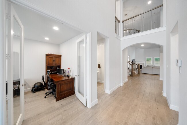 Foto del edificio - 221 Patina Sorrel Dr