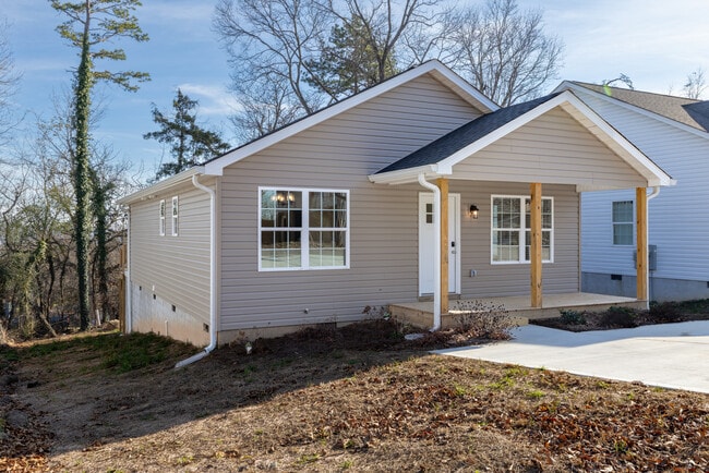 Building Photo - 812 Aubrey Ave