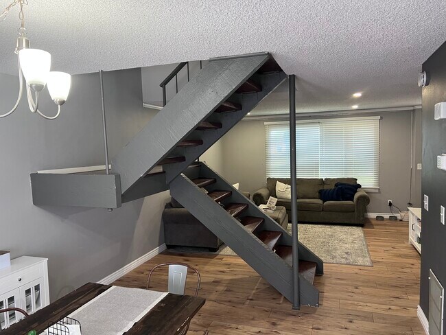 Foto del edificio - 3725 S Mill Ave