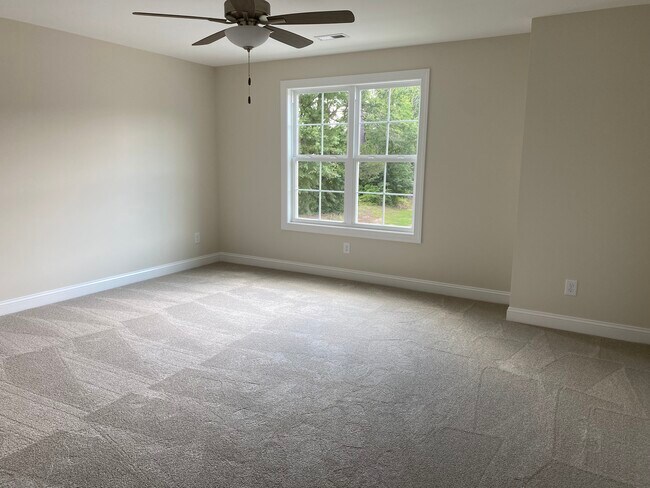Foto del edificio - 701 Henry Ln