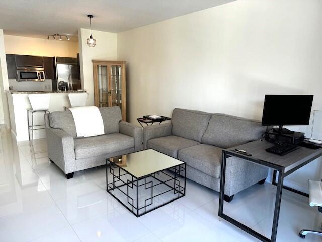 Foto del edificio - 550 Okeechobee Blvd