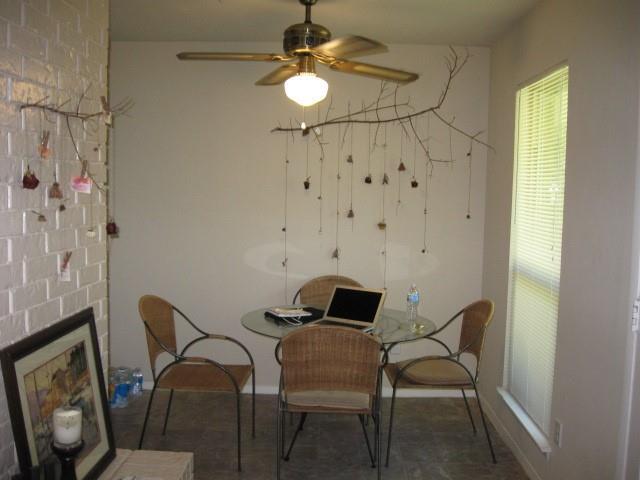 Building Photo - 7346 Walling Ln