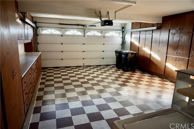 Building Photo - 18170 Hearth Dr