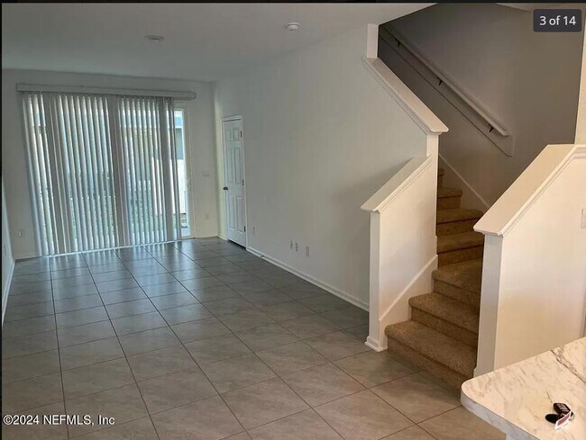 Building Photo - 8312 Zenith Cir
