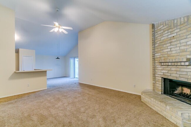 Building Photo - 1431 Stevenage Ln