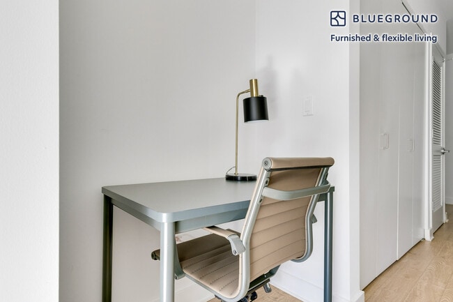 Building Photo - 201 N Garland Ct