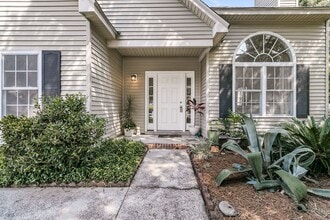 Building Photo - 339 Mt Royall Dr