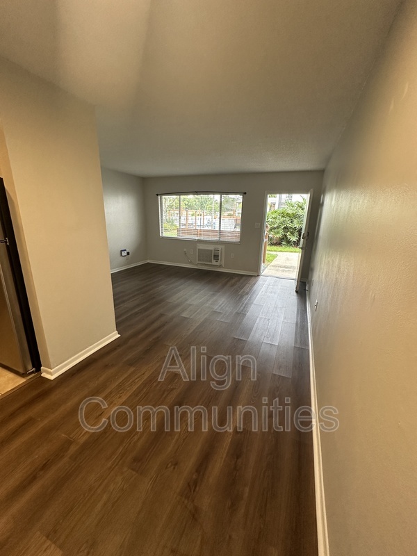 Building Photo - 1710 Van Ness St