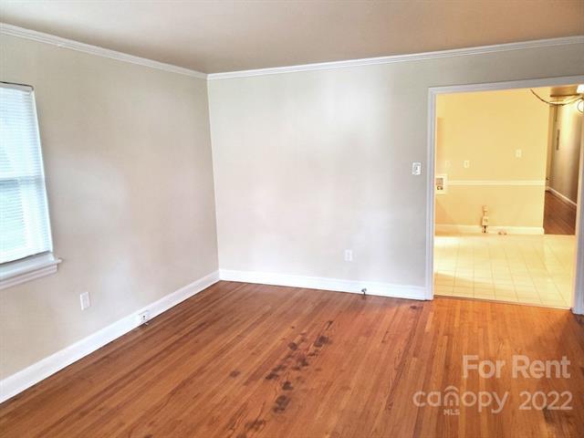 Building Photo - 2111 Lombardy Cir