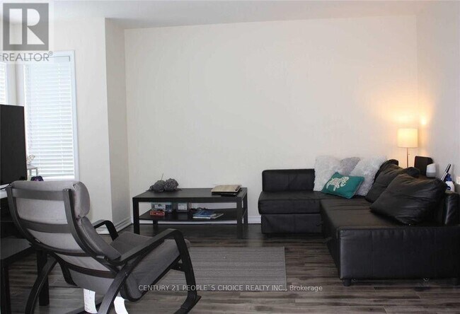 Photo du bâtiment - 48 Donlamont Cir