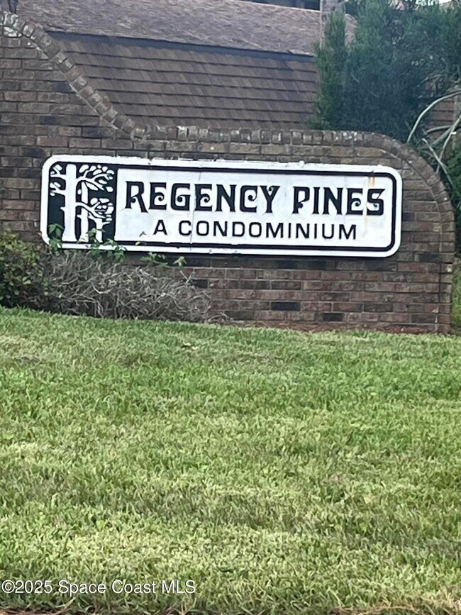 Foto del edificio - 1515 Huntington Ln