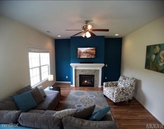 Building Photo - 4 br, 2.5 bath House - bay leaf dr