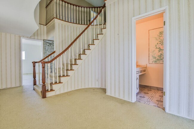 Foto del edificio - 3744 Pine Ave