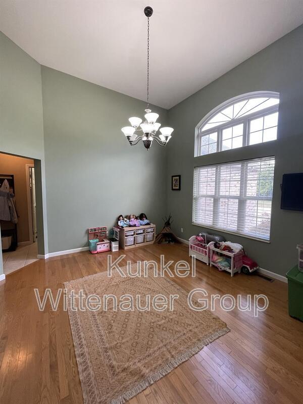 Foto del edificio - 167 Wyndrose Dr