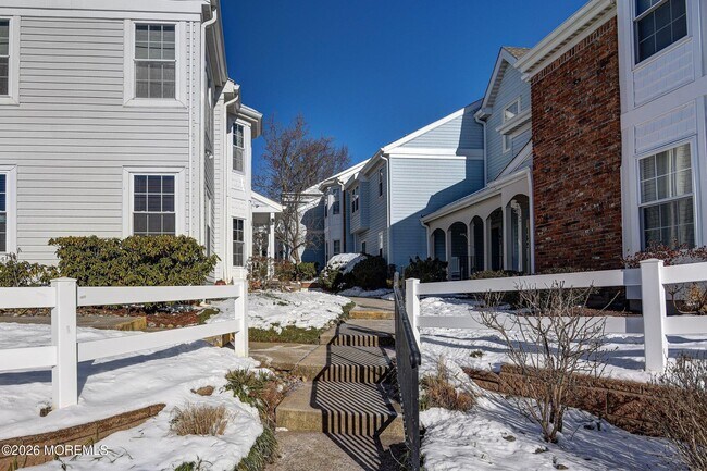 Foto del edificio - 159 Tulip Ln