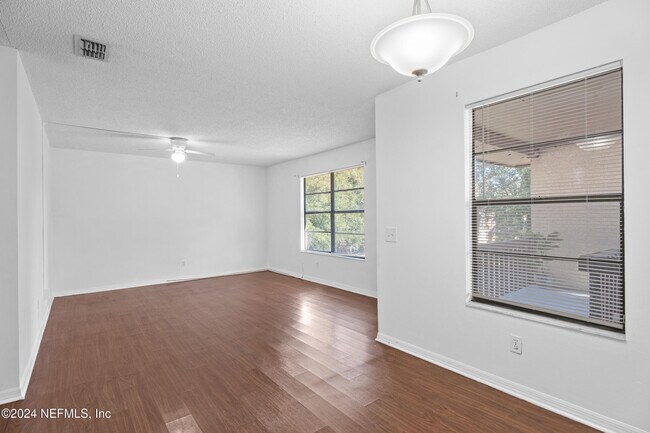 Foto del edificio - 476 Lombard St