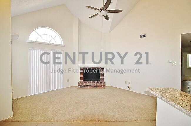 Foto del edificio - 7524 Arbor Hill Dr