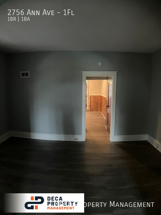 Building Photo - 1 Bedroom Apartment