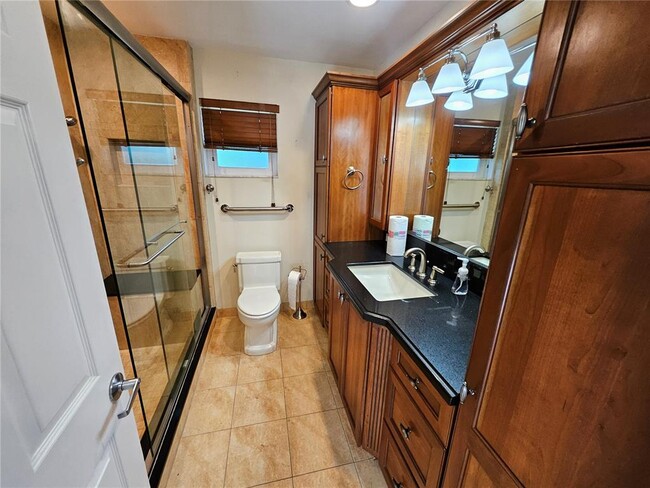 Foto del edificio - 2016 NE 26th Dr