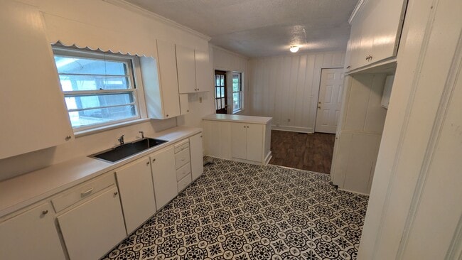 Foto del edificio - 1504 Hyman Ave