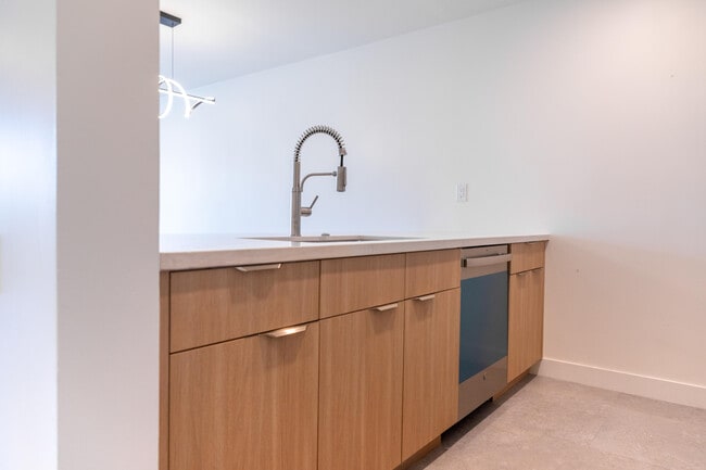 Foto del edificio - 1400 E Palm Canyon Dr