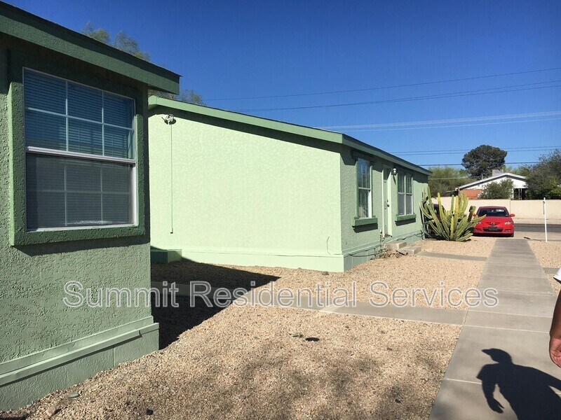 Foto del edificio - 1915 N Park Ave