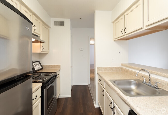 2HAB, 2BA - Gunston - The Village at Elkridge