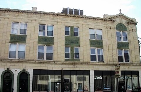 Foto del edificio - 4755 N Sawyer Ave
