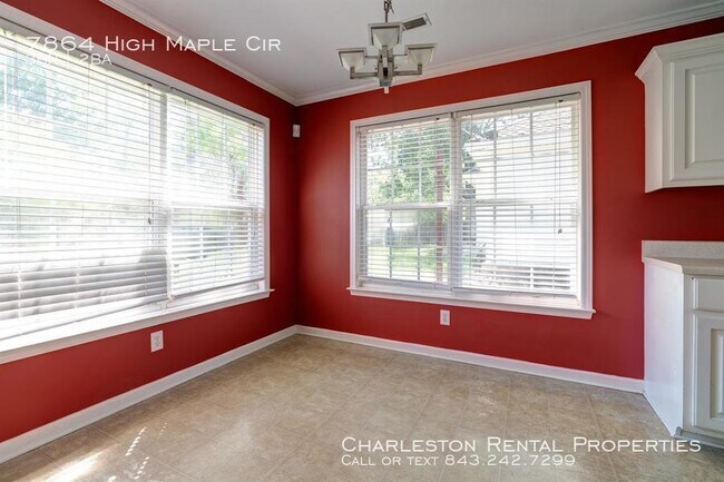 Foto del edificio - 7864 High Maple Cir