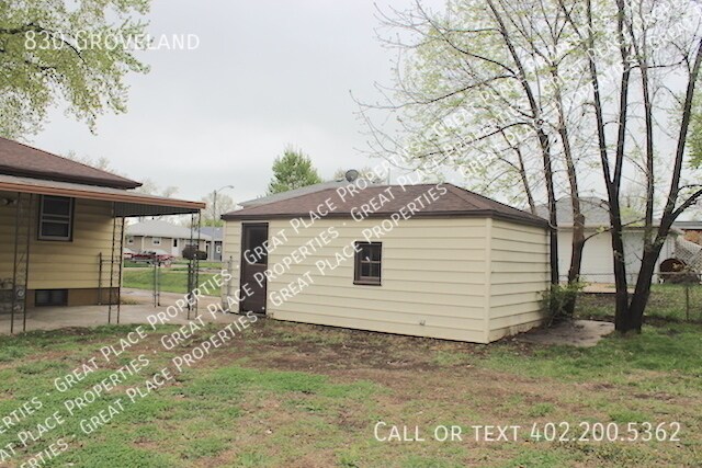 Foto del edificio - 830 Groveland-