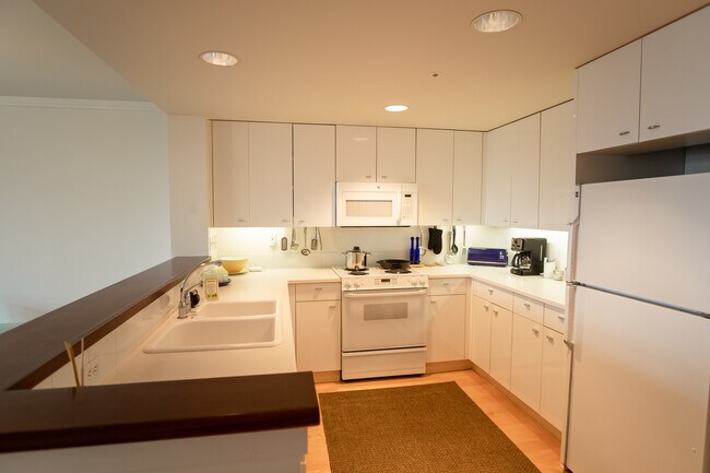 Kitchen - 403 Main St