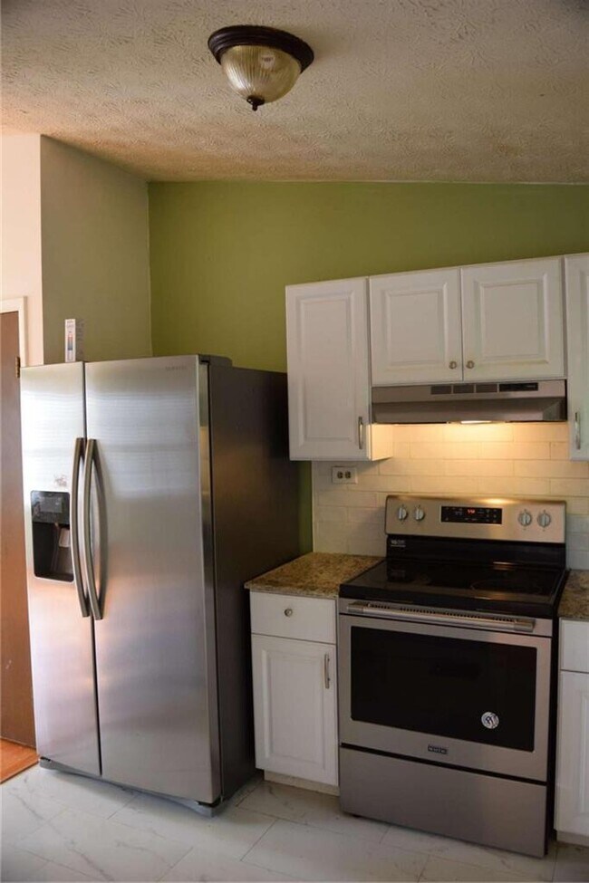 Foto del edificio - 2805 Pine Meadow Dr