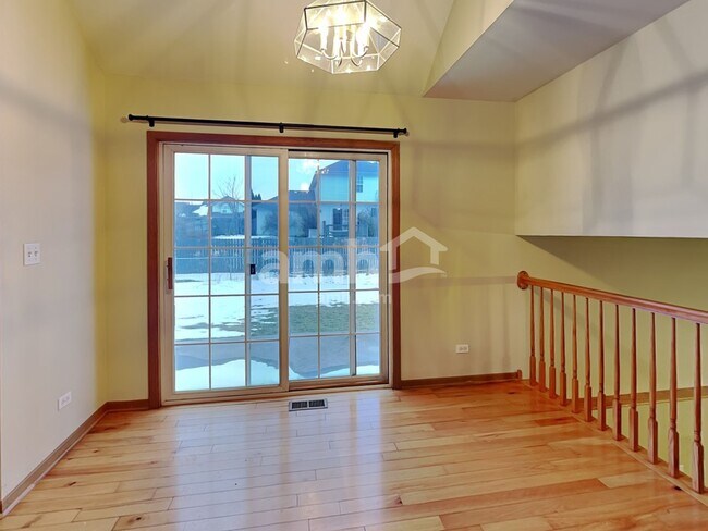 Foto del edificio - 25766 S Taft St