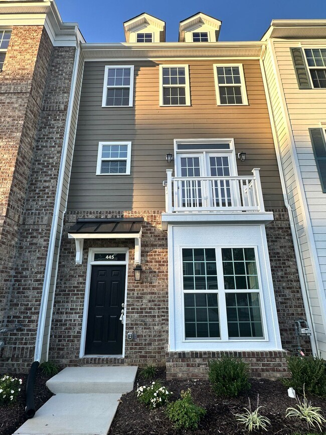 Building Photo - 409 Randolph Vw Dr