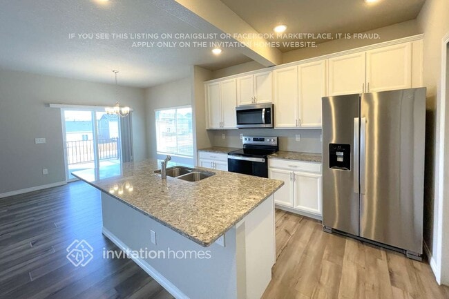 Building Photo - 6254 Bobolink Trl