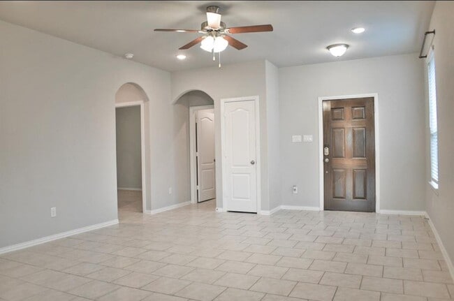 Building Photo - 31619 Heguy Pass