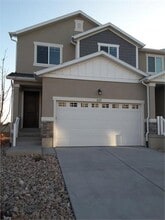 Building Photo - 217 Whitewater Dr