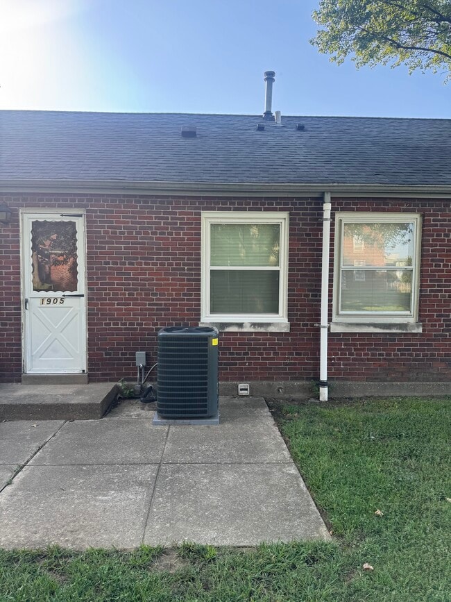Back Entrance - 1905 Magellan Ct