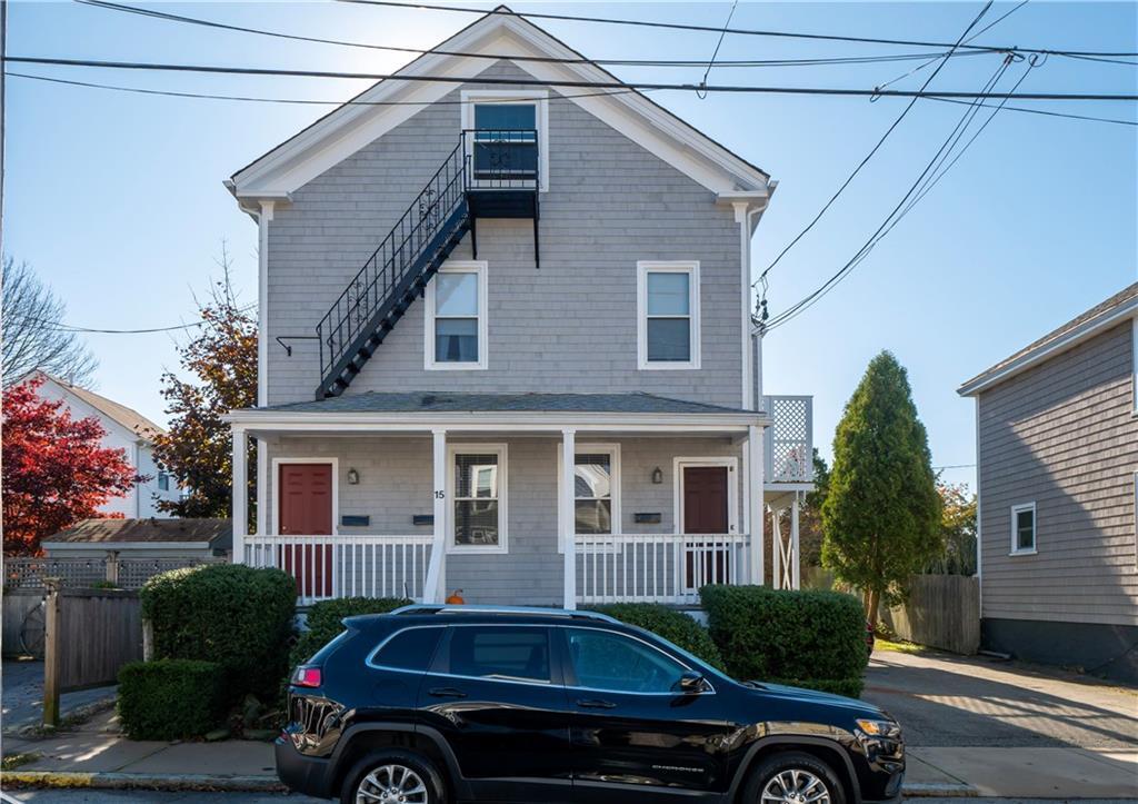 15 ster St Unit 2, Newport, RI 02840 Room for Rent in Newport, RI