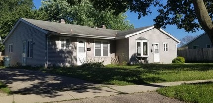 Building Photo - 9 Morrow Ct