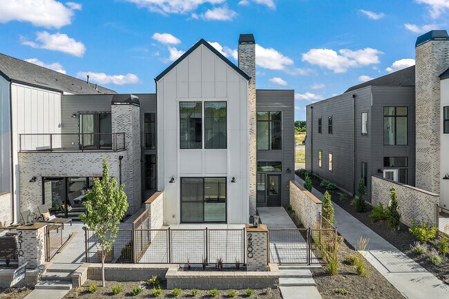 Foto del edificio - 2490 W Iron Coop St