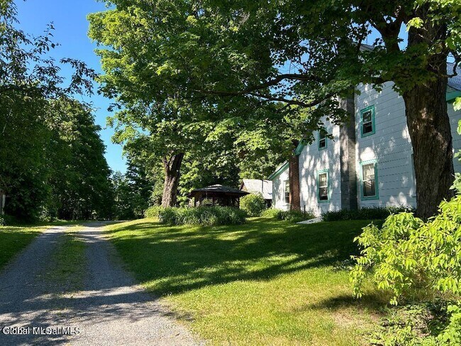 Foto del edificio - 147 Anthony Rd