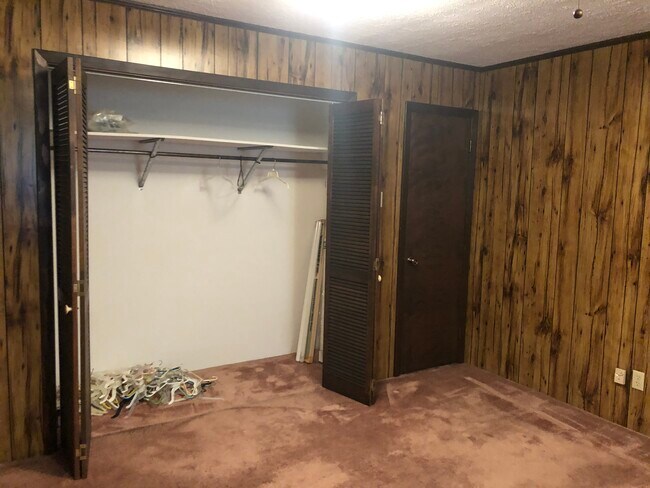 Building Photo - 801 Garland St