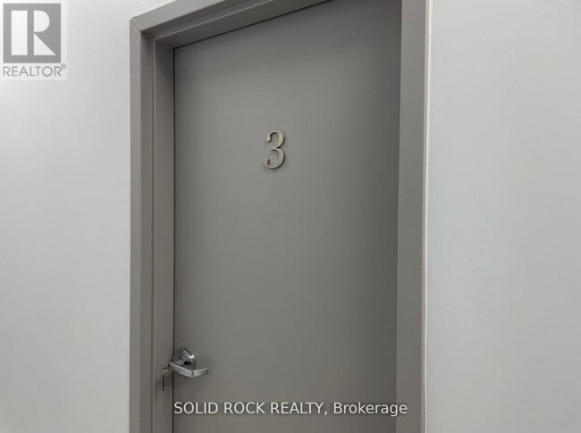 Building Photo - 48 King St E